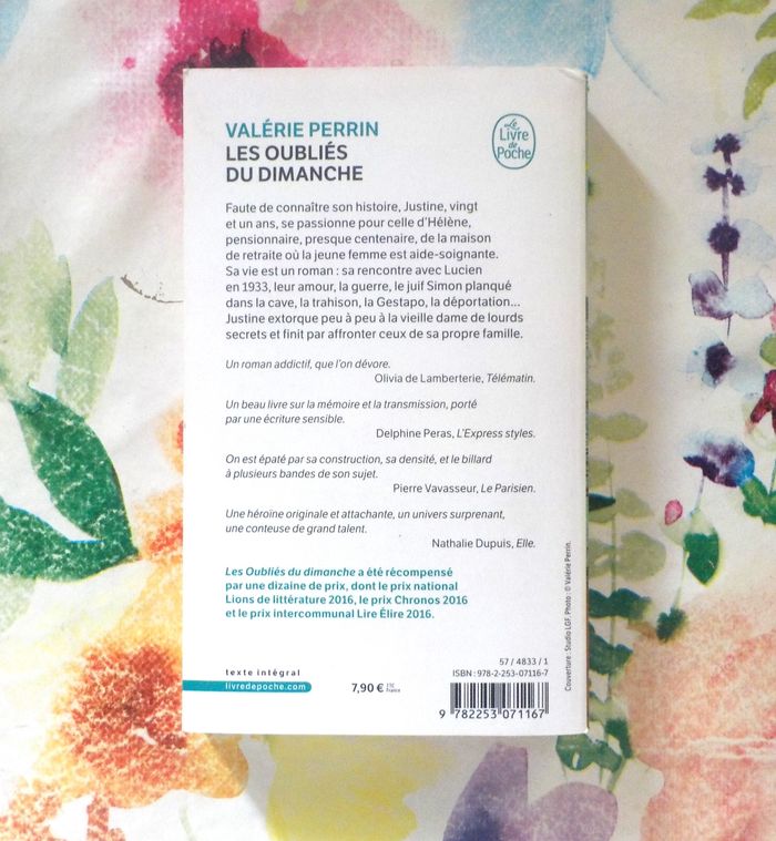 LES OUBLIES DU DIMANCHE de Valérie PERRIN Ed. Le Livre de Poche - photo numéro 3