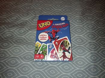 Jeux de société cartes UNO Spiderman marvel