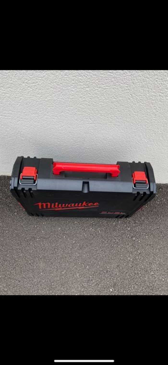 Lot de 2 mallettes Milwaukee - photo numéro 3
