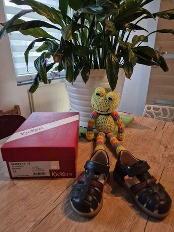 Sandales bébé KICKERS p.21