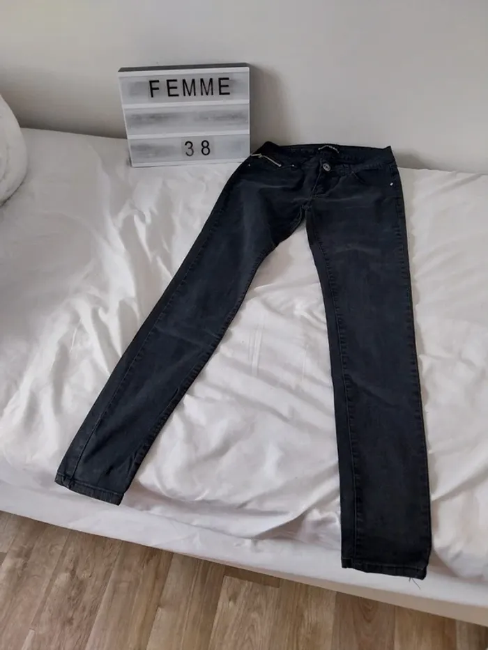 Jeans femme taille 40 Elegant’s deluxe - photo numéro 1