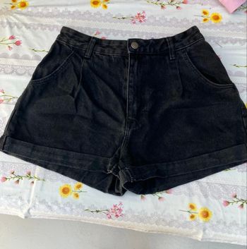 Bershka - Short noir style vintage casual denim en jean taille haute