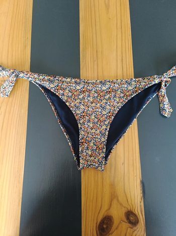 Culotte maillot Kiabi motif fleurs