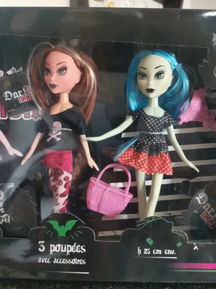 3 poupées Dark Lolita. - photo numéro 3