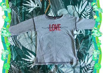 T-shirt épais ou pull fin