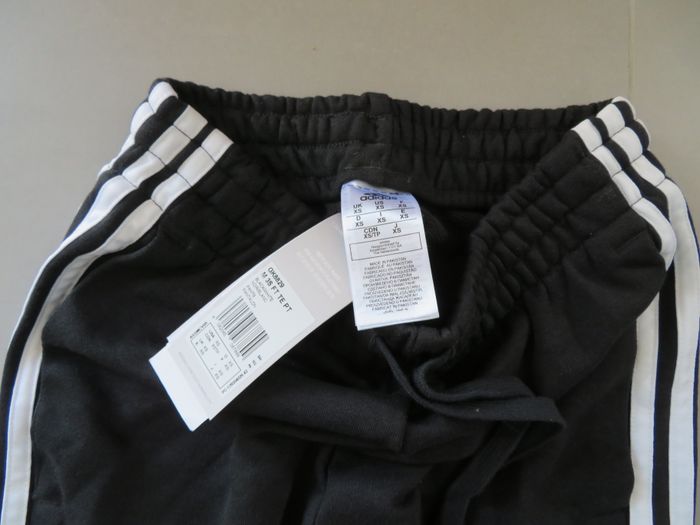 Pantalon Adidas Essentials French Terry Tapered 3S - photo numéro 2