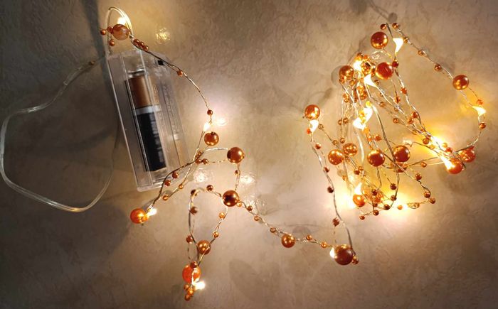 Lot 2 guirlandes 20 led marron a perles 200cm neuve - photo numéro 2