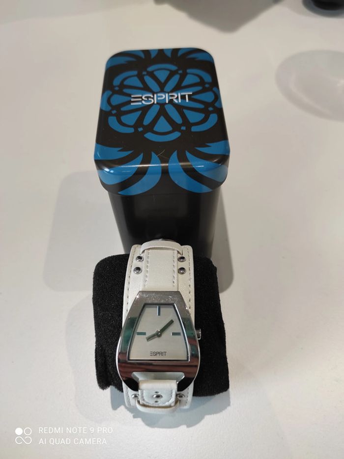 montre esprit neuve - photo numéro 3