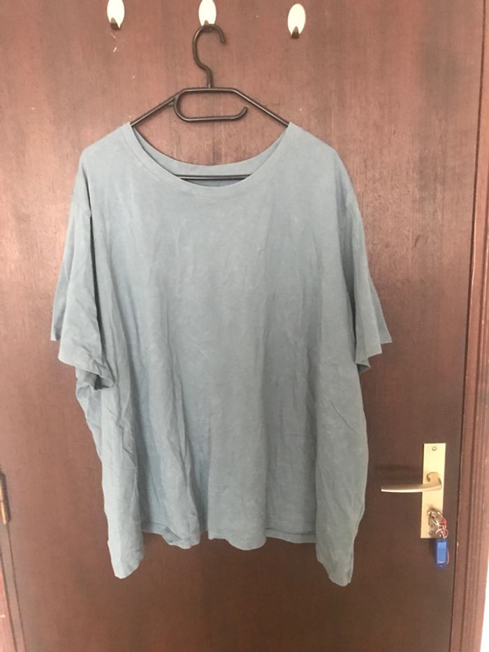 T shirtt kiabi 4 XL