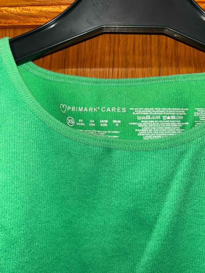 Débardeur vert - photo numéro 2