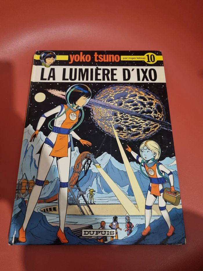 Bd EO Yoko Tsuno tome 10 la lumière d'oxo 1980 (défaut tranche)