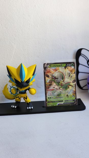 Carte Pokémon française 🇫🇷 Officielle Blindepique V 015/195