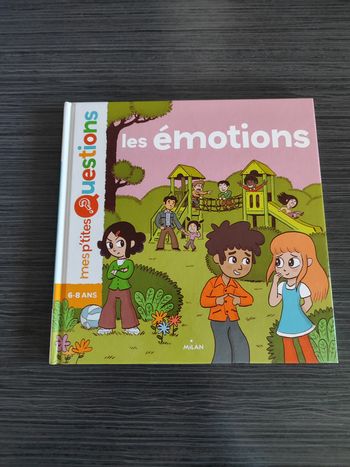 Livre Mes p'tites questions Les émotions