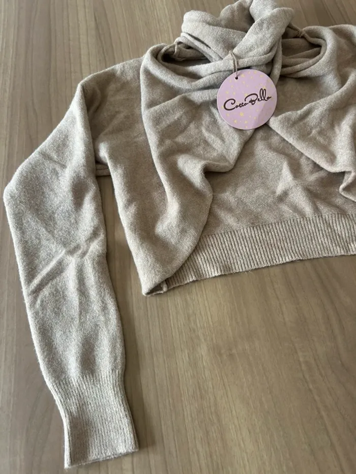 Pull court beige taille S/M - photo numéro 3