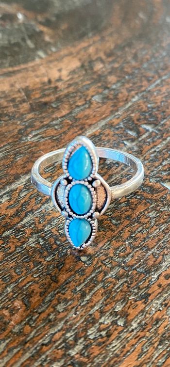 Magnifique bague argentée, avec turquoise, taille 60