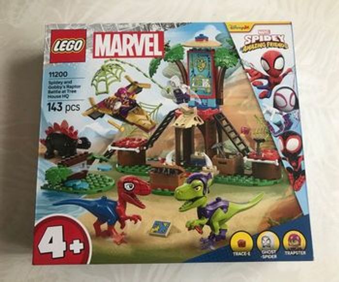 Lego 11200 Spidey and Gobby's Raptor Battle at Tree House