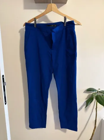 Pantalon droit bleu Zara