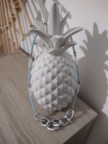 Création collier bleu nacre argenté anneaux