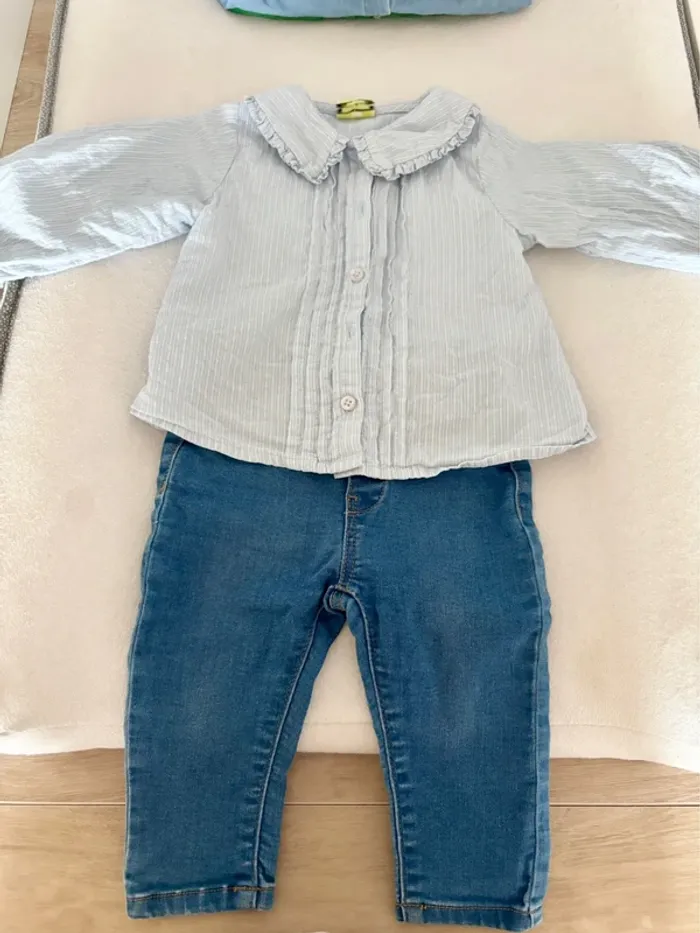 Ensemble bébé fille taille 12mois