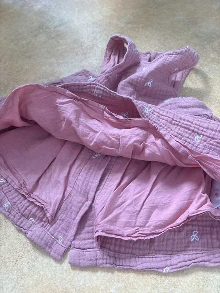 Petite robe - photo numéro 3