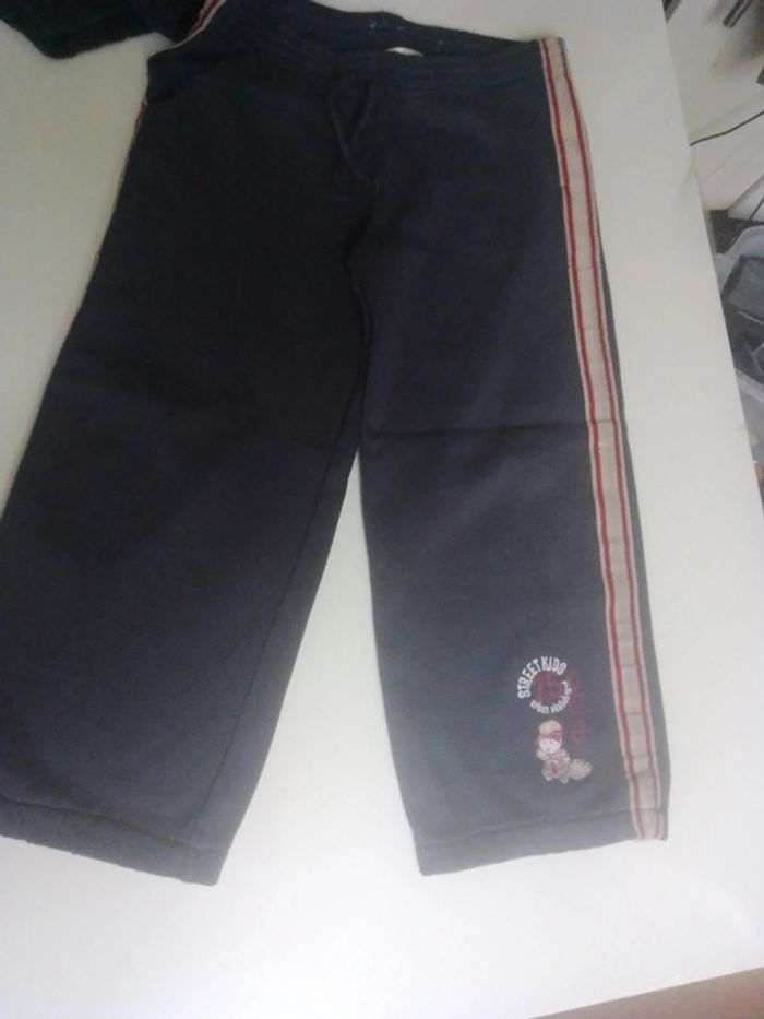 2 bas de jogging 4/5 ans - photo numéro 4