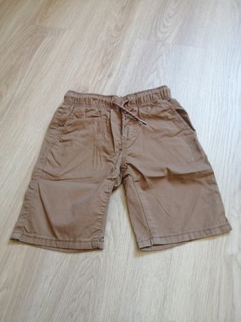 Short 4 ans