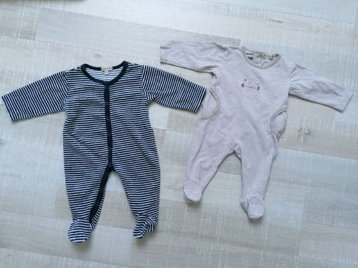 Lot 2pyjamas