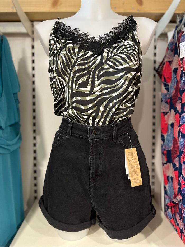 Tenue femme taille 40