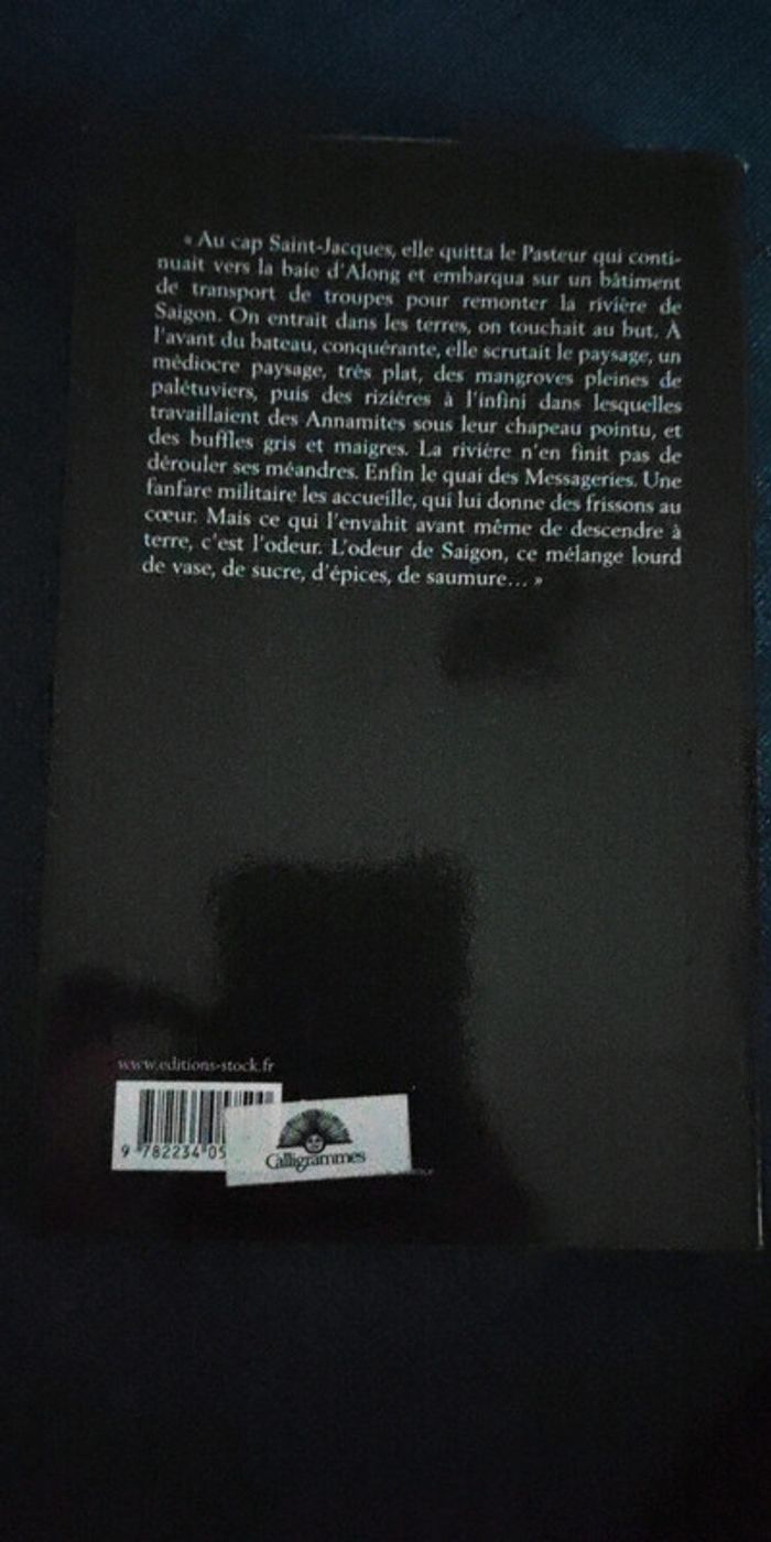 L'eau rouge - Pascale Roze - photo numéro 2