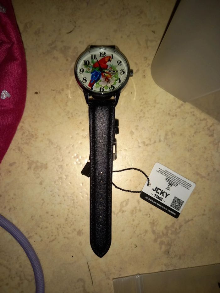 Montre fantaisie - photo numéro 1