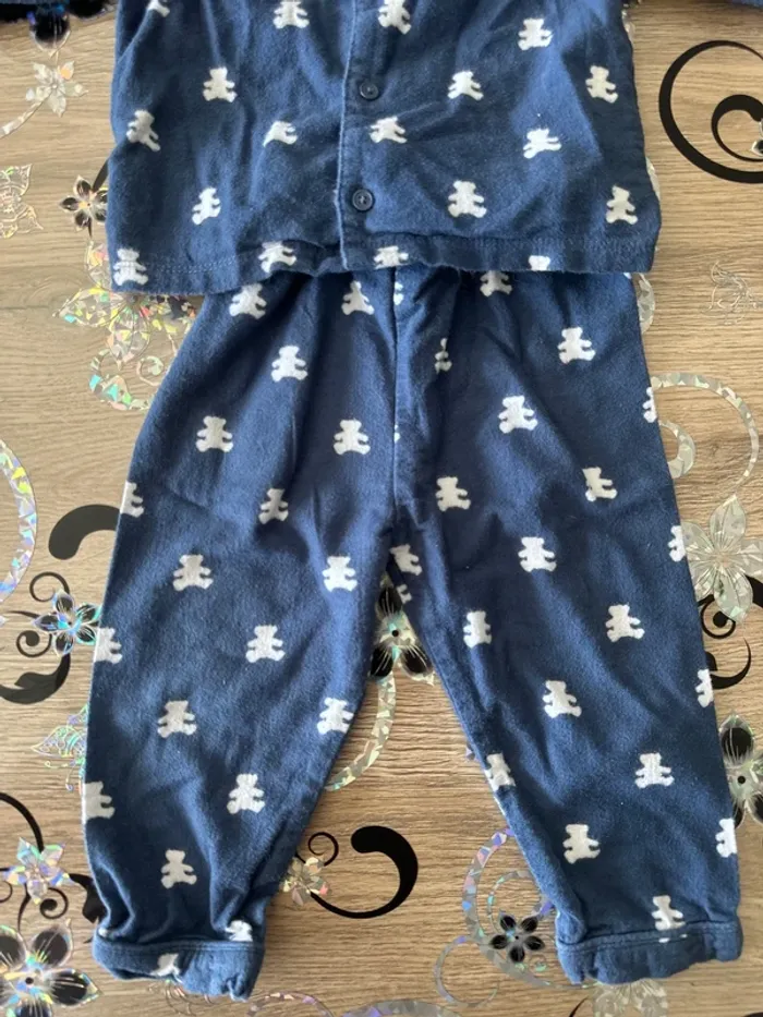 Pyjamas deux pièces - photo numéro 3