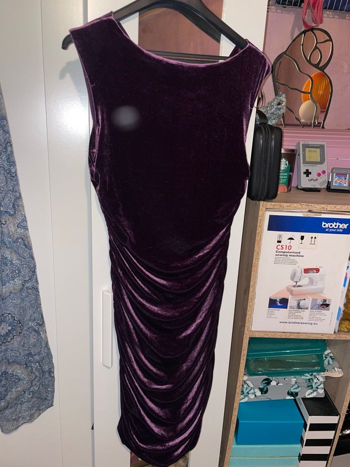 Robe soirée velours violet - photo numéro 3