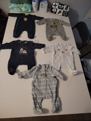 Lot pyjamas