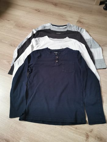 Lot de 4 t-shirts à manches longues 8 ans