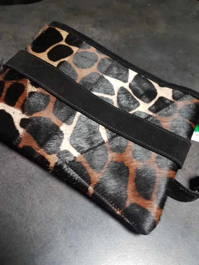 Vend sac neuf en peau - photo numéro 5