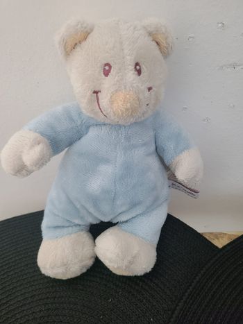 Doudou ours bleu blanc KIMBALOO