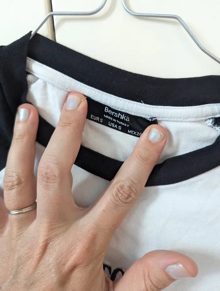 Crop top manches courtes Bershka taille S. 36 - photo numéro 4