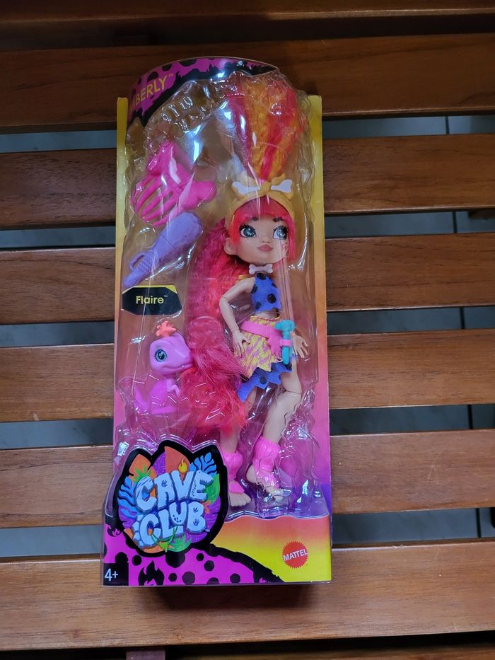 Poupée comme barbie " Flaire "