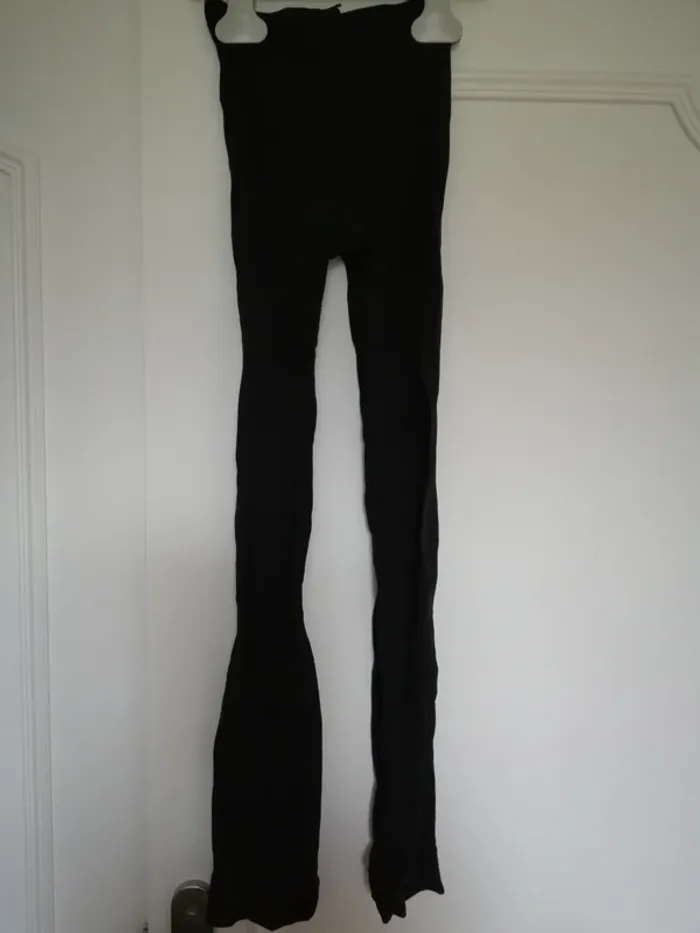 Collants noirs - photo numéro 2