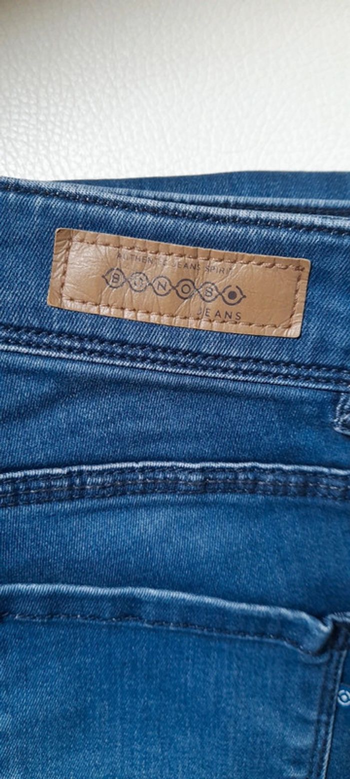 3 jeans - photo numéro 2