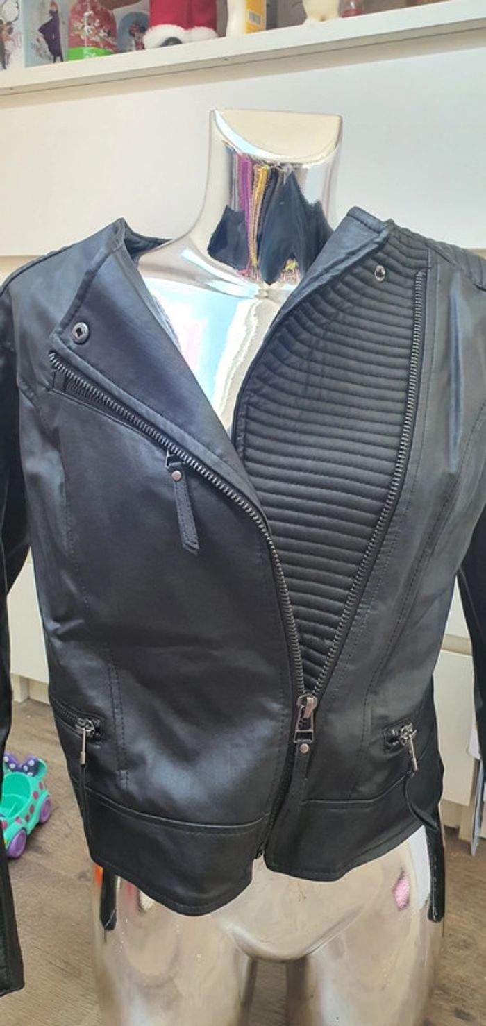 Blouson noir - photo numéro 2