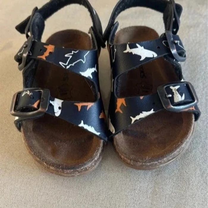 🦈 Sandales enfant CREEKS avec motifs requins 🦈