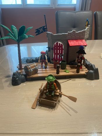 Îlot pirate playmobil