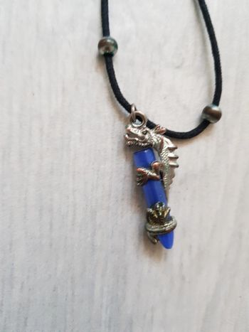 Collier cordon dragon pierre bleue