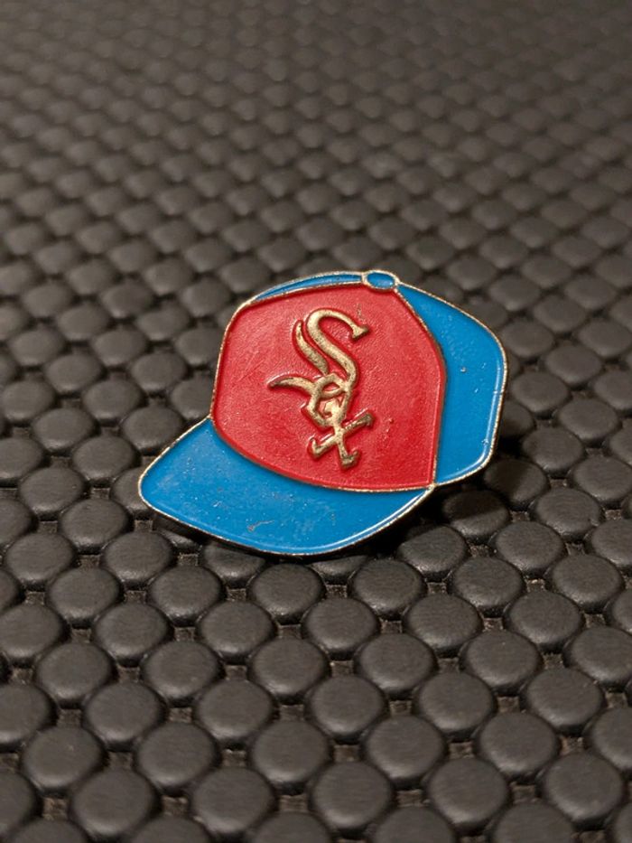 Pin's casquette baseball Chicago white Sox