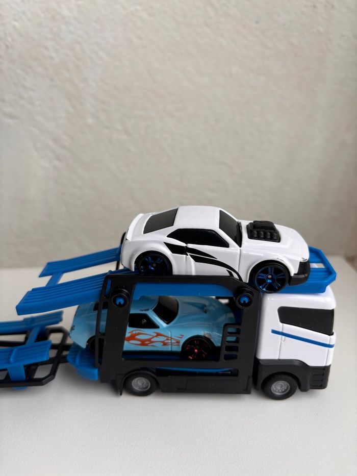 Camion dépanneur - dépanneuse avec véhicules - 3 voitures - photo numéro 5