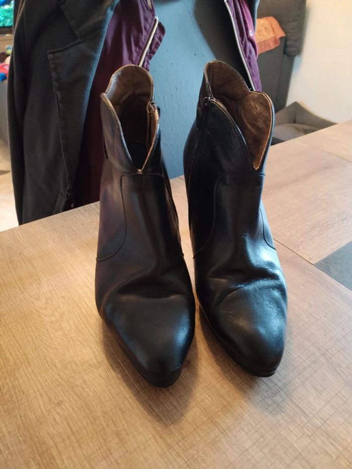 Bottines a talons hauts 36 (c) - photo numéro 2