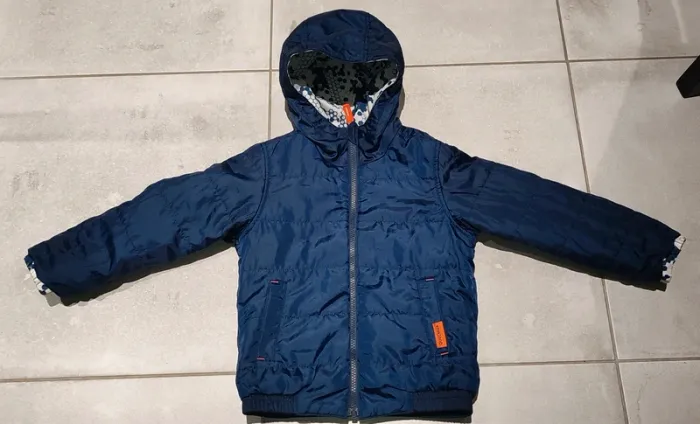 Veste type doudoune légère, réversible - Garçon, taille 4 ans - photo numéro 7