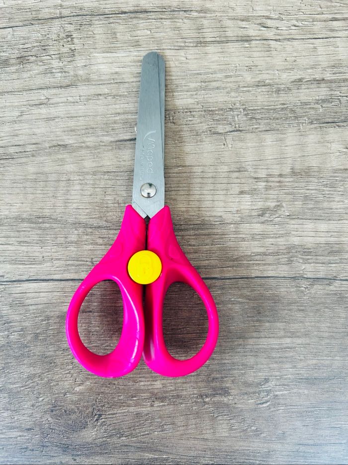 Ciseaux avec sécurité maped