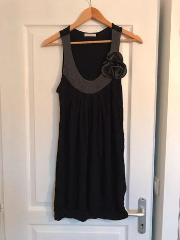 Robe noire fluide